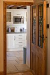 Hall drws ir gegin